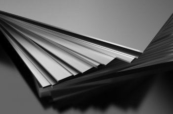 Титановый лист ВТ5-1 2,5*330*680/720/740 2,4/2,7/2,6кг